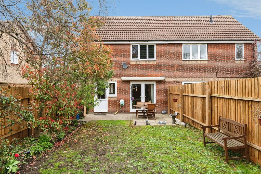 Property photo 2 of 21