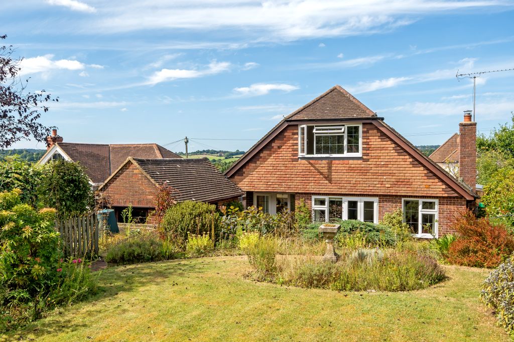 Property photo 2 of 14