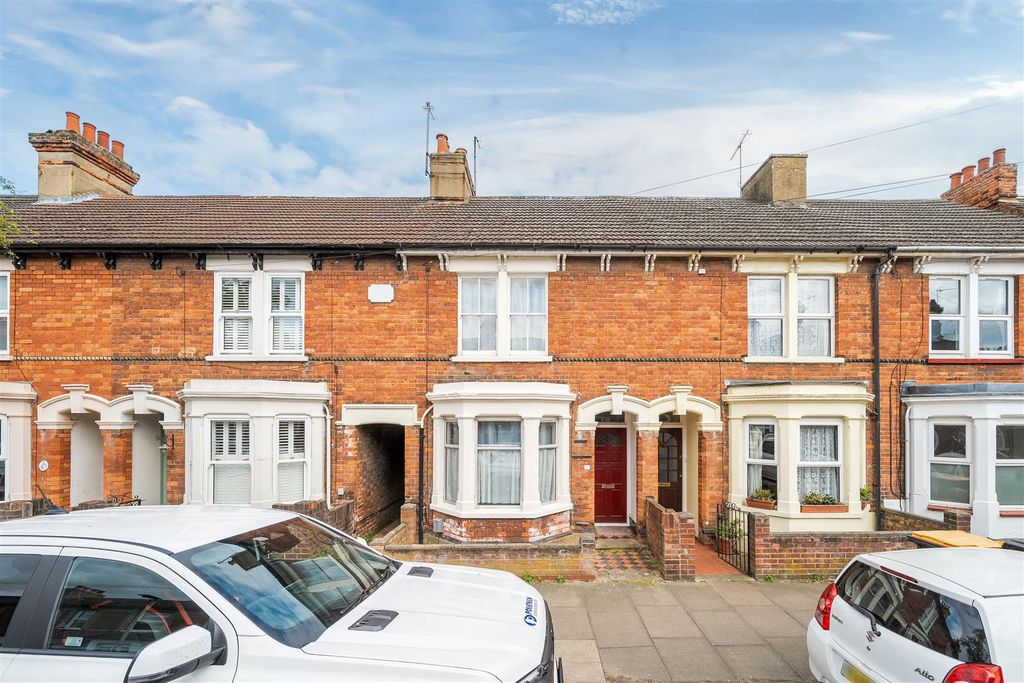 Property photo 1 of 13 16-681ce80E8Bd40-1288412-Arw-16-1.Jpg