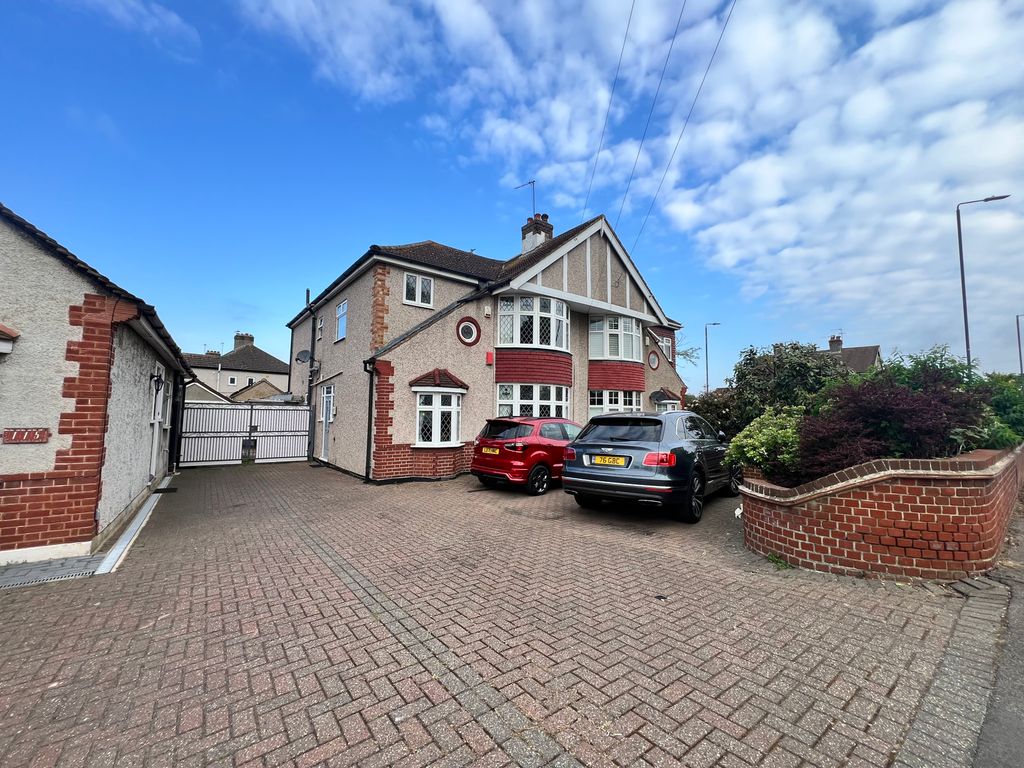 Property photo 1 of 29