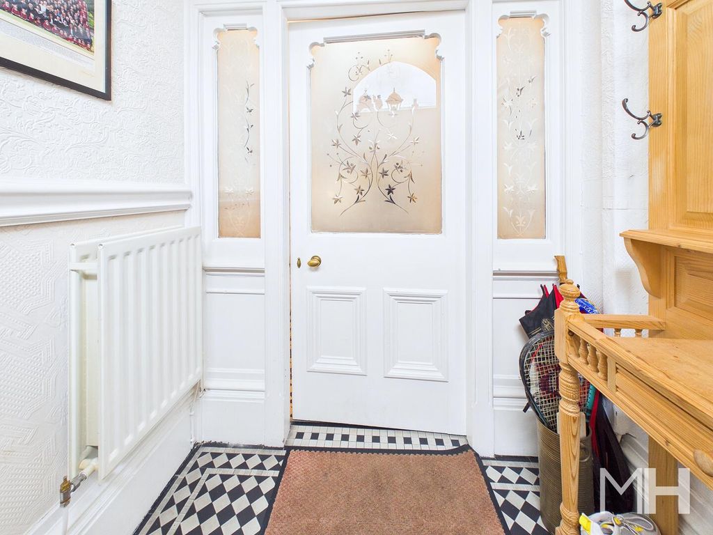 Property photo 3 of 42 Hallway