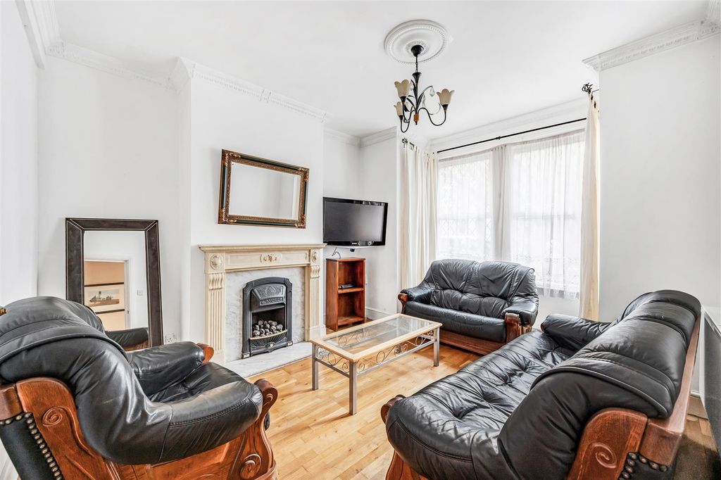 Property photo 2 of 16 19 Ramsay Road-2.Jpg