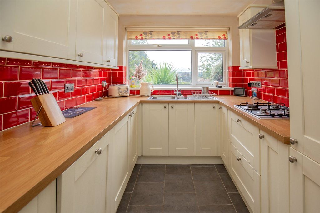 Property photo 3 of 14 Picture No. 14