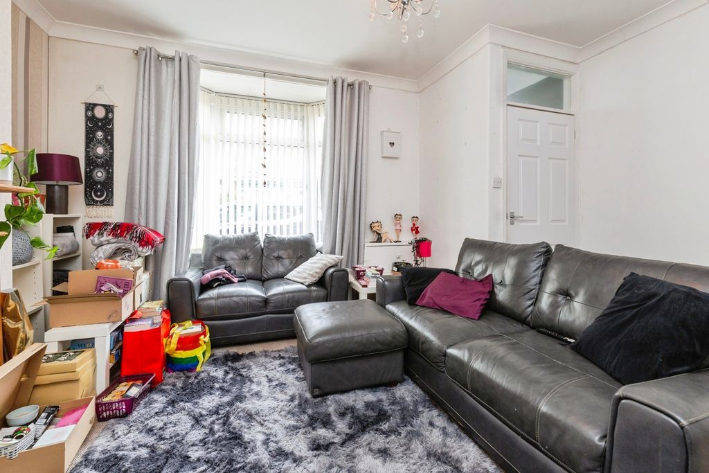 Property photo 3 of 17 Pbox-Img.Jpg