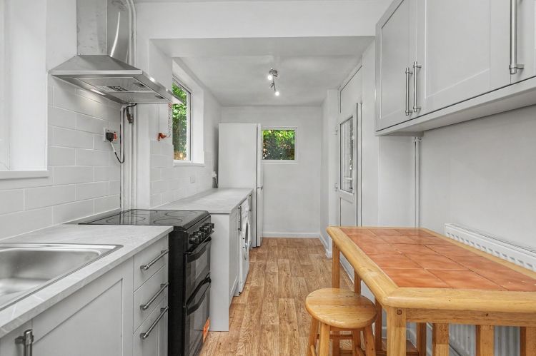 Property photo 3 of 9 337167
