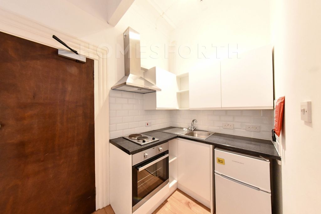 Property photo 2 of 7 Photo 2