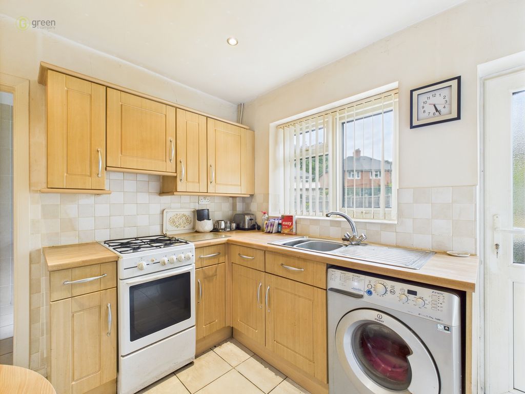 Property photo 3 of 20