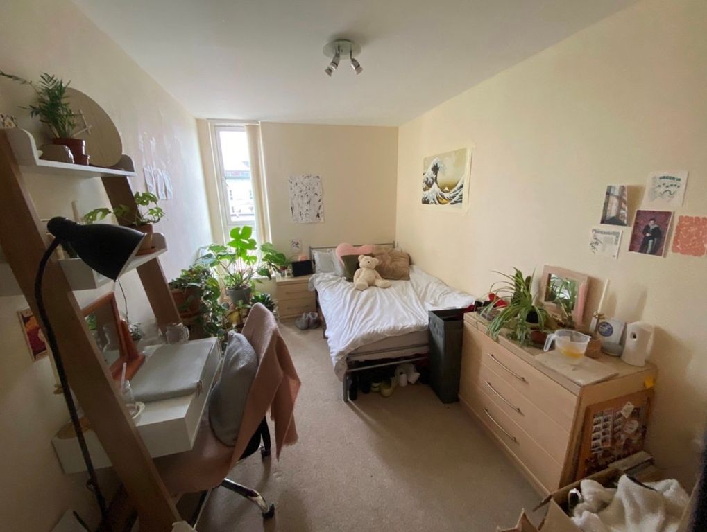 Property photo 3 of 13 Photo 2