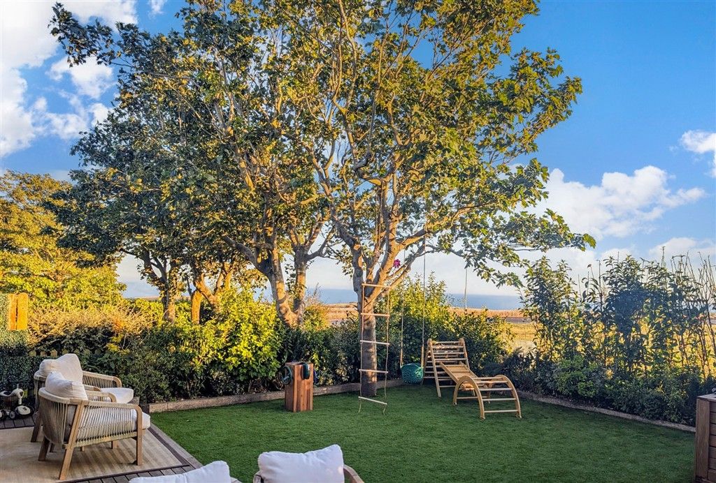 Property photo 1 of 20 Rear Garden