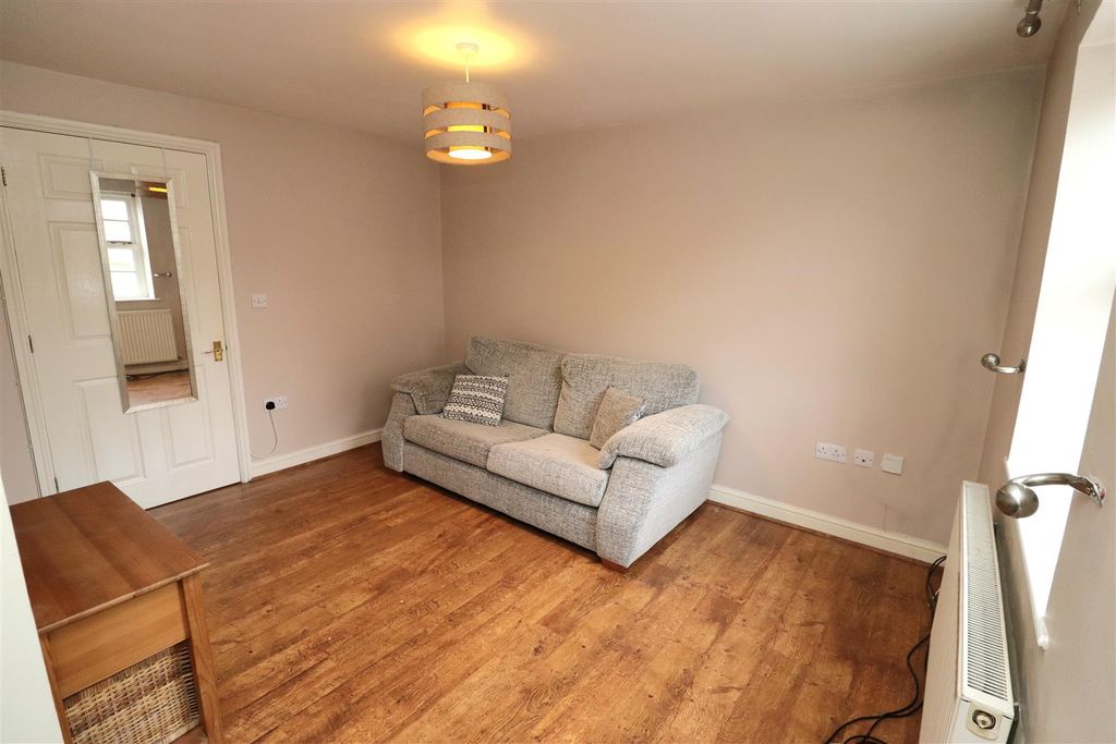 Property photo 2 of 6 Img_6746.Jpg