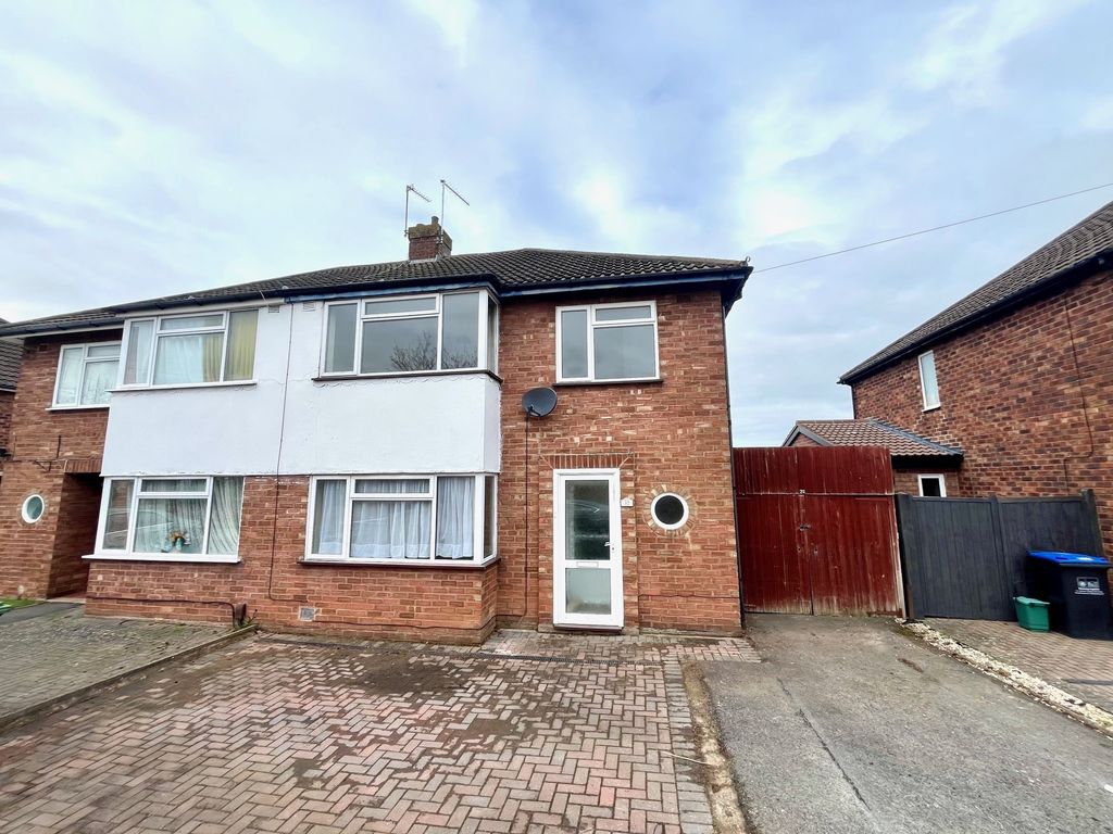 Property photo 1 of 13