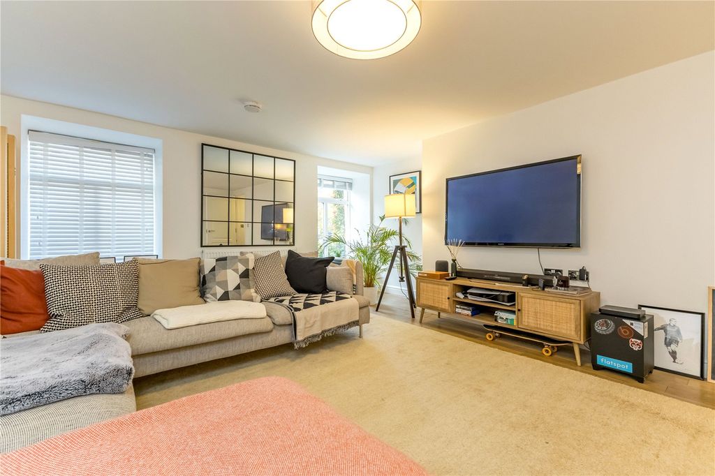 Property photo 2 of 13 Open Plan Living