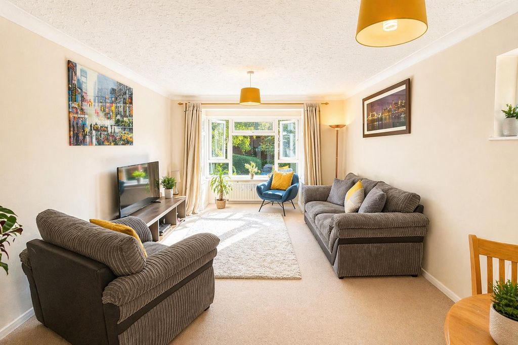 Property photo 3 of 14 10.Png