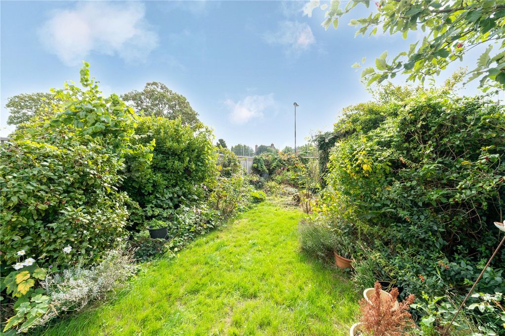 Property photo 2 of 14 Picture No. 75