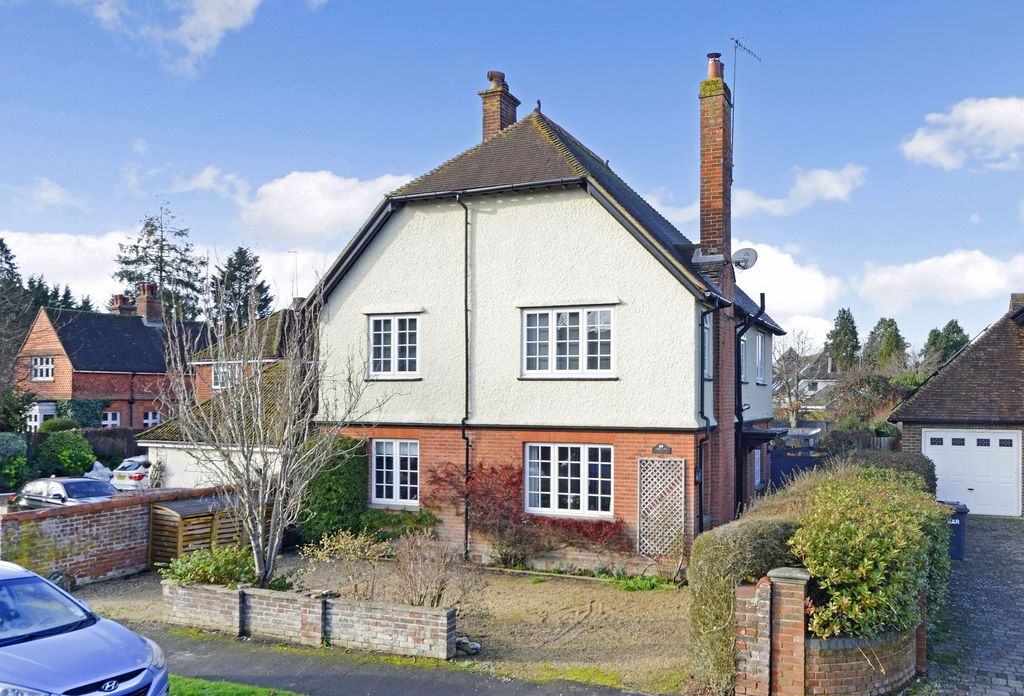 Property photo 1 of 20