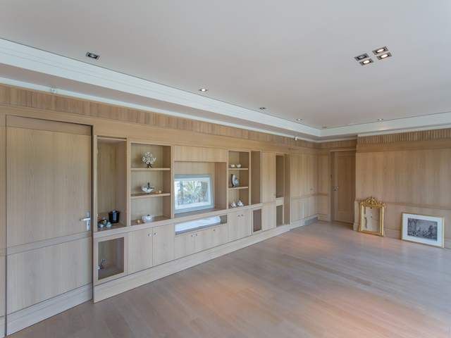 Property photo 1 of 26