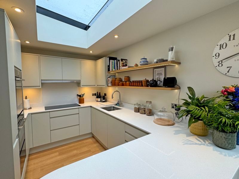 Property photo 2 of 13 Photo 1