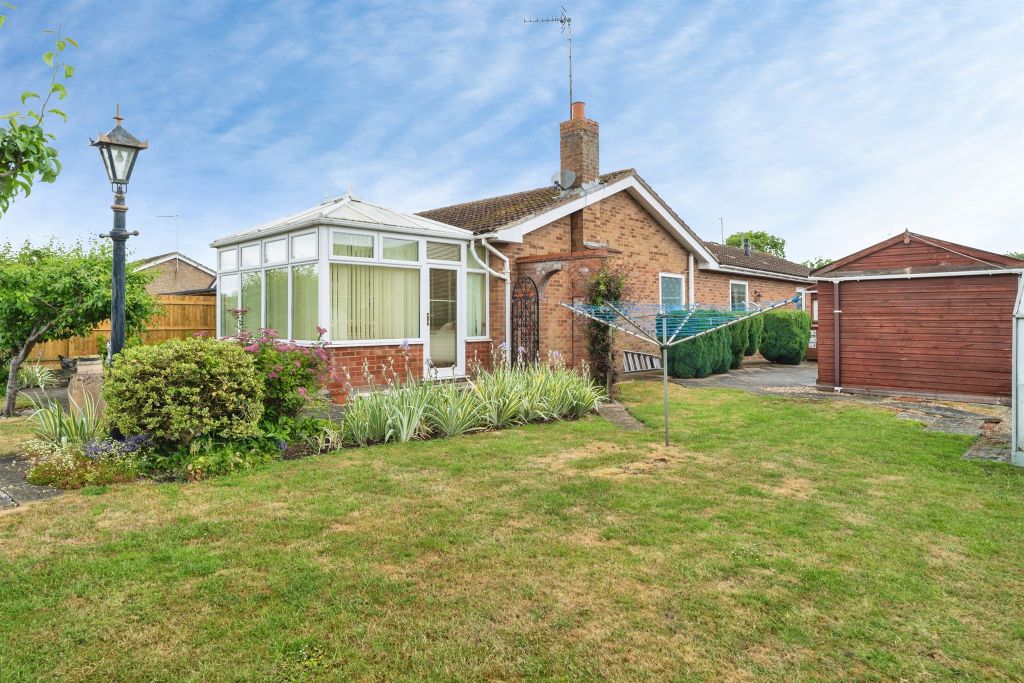 Property photo 2 of 17