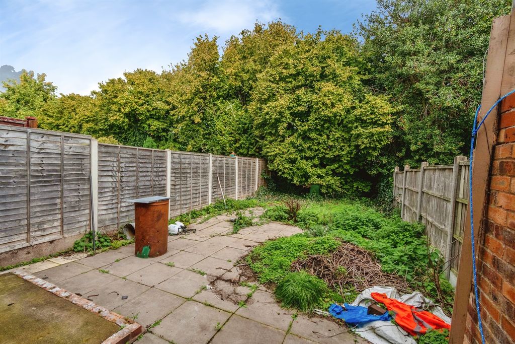 Property photo 2 of 12
