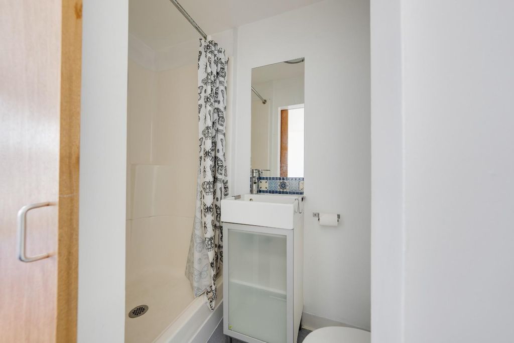 Property photo 2 of 25 21.Jpg