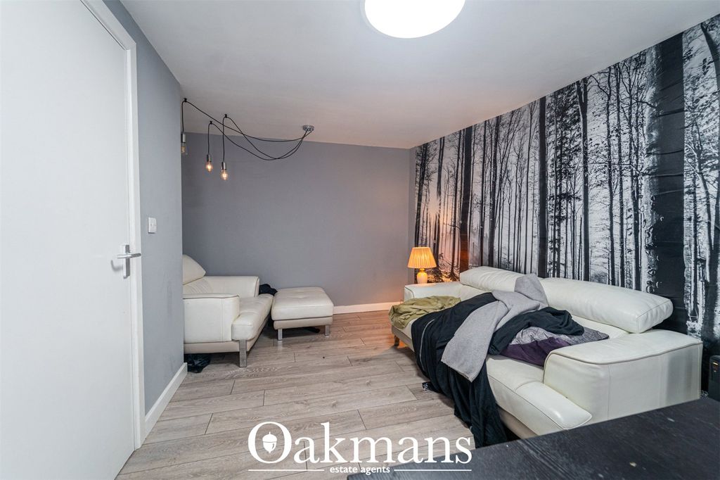 Property photo 3 of 23 Picture No. 03