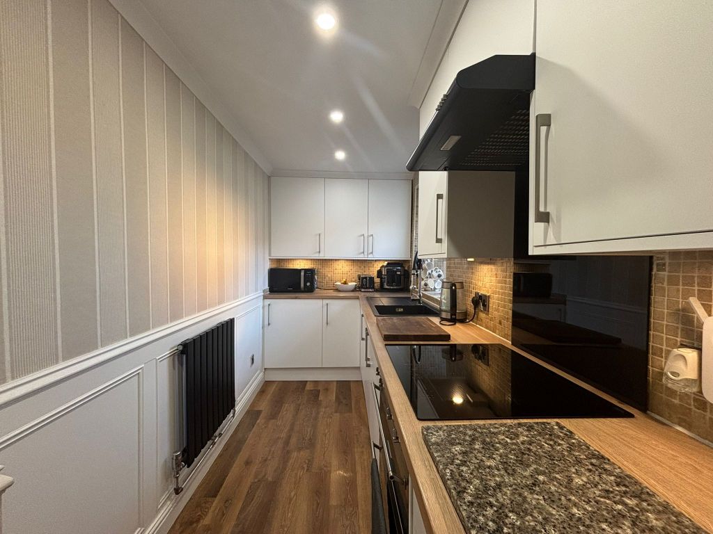 Property photo 2 of 29 Kitchen 1..