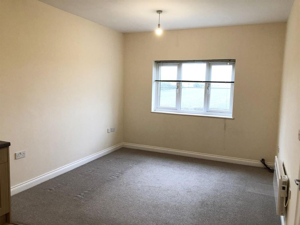 Property photo 1 of 4 1A164A7A-9B31-46E8-Bbe8-6Bb1761B8104.Jpg