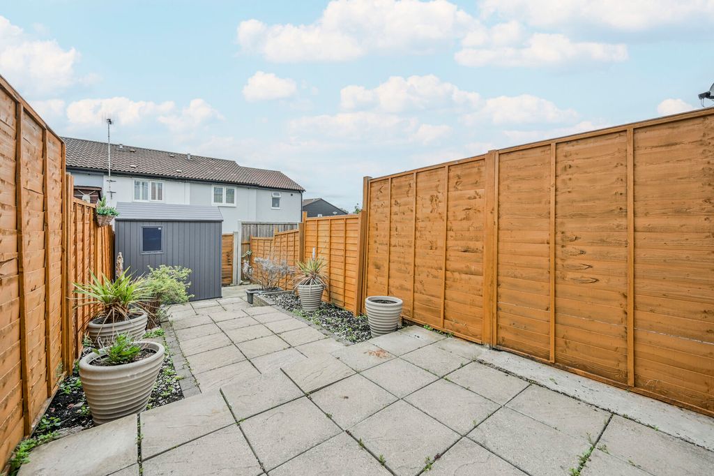 Property photo 2 of 13