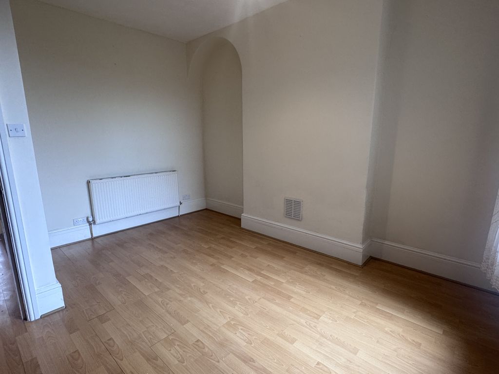 Property photo 3 of 9 Img_4311