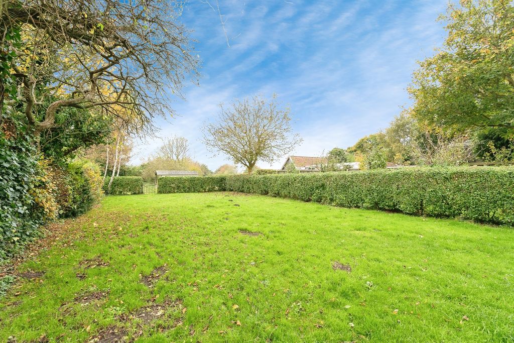 Property photo 3 of 13