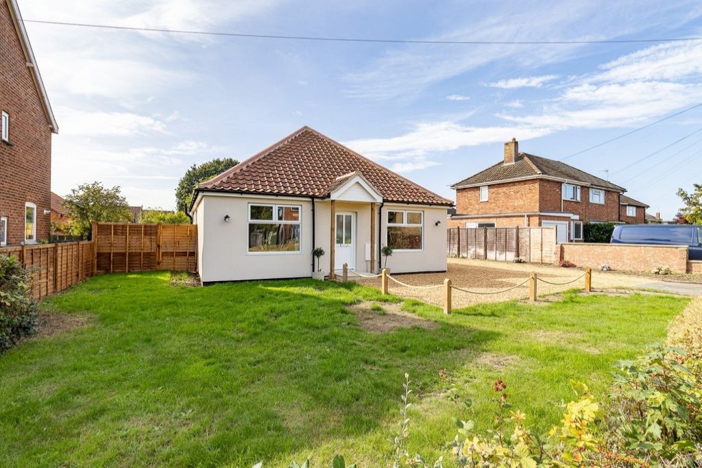 Property photo 1 of 32 5523780