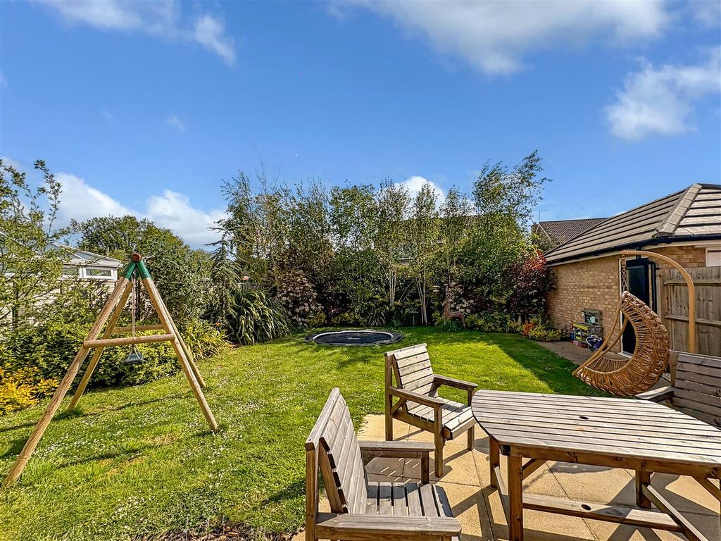 Property photo 2 of 30 Image00103.Jpg