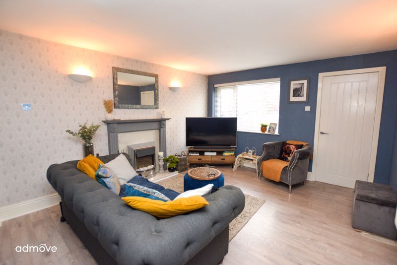 Property photo 2 of 14 Photo 6