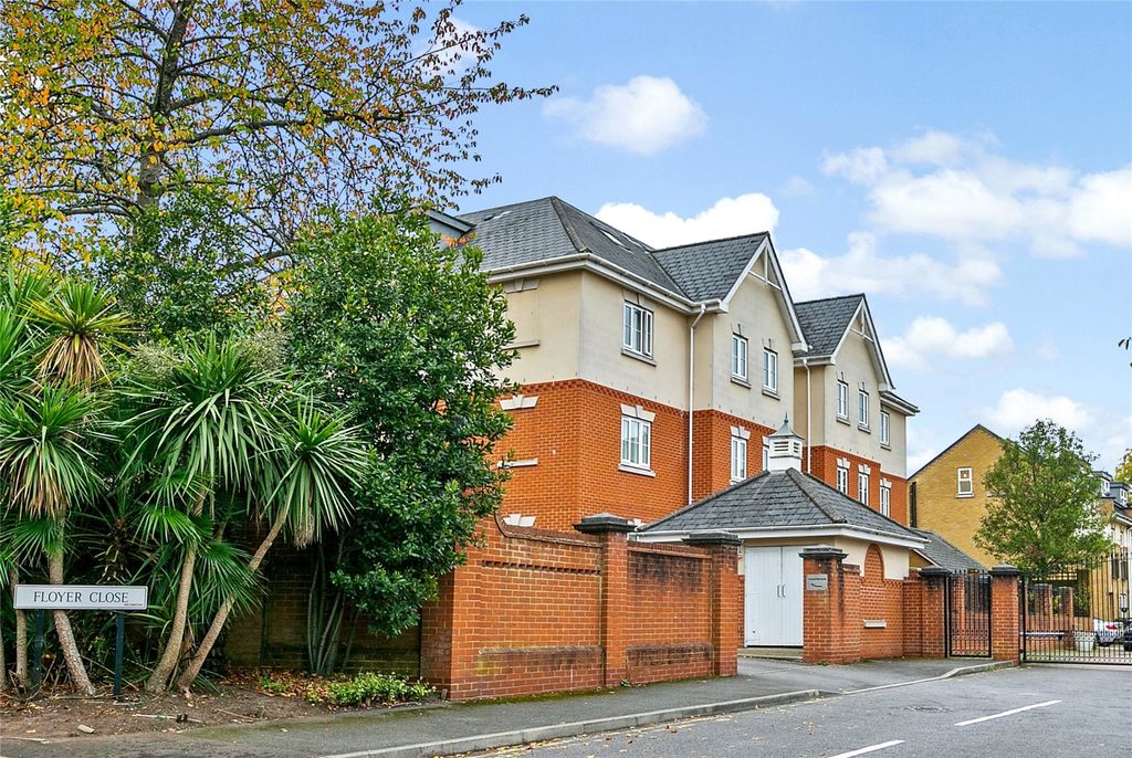 Property photo 2 of 11 Picture No. 19