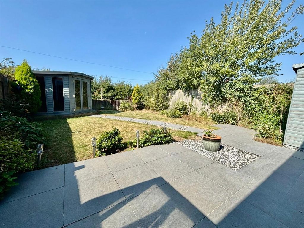 Property photo 2 of 19 Rear Garden