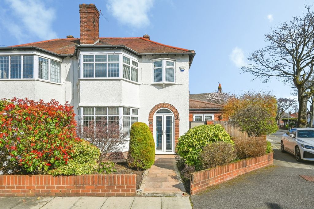 Property photo 1 of 25 Front External