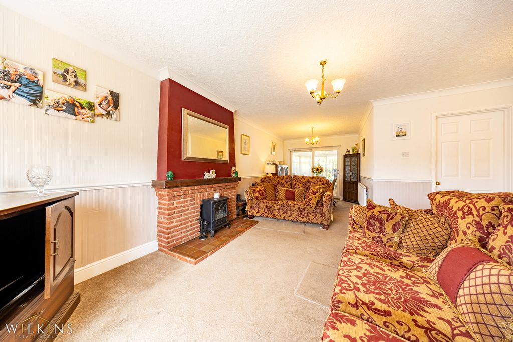 Property photo 2 of 42 Photograph