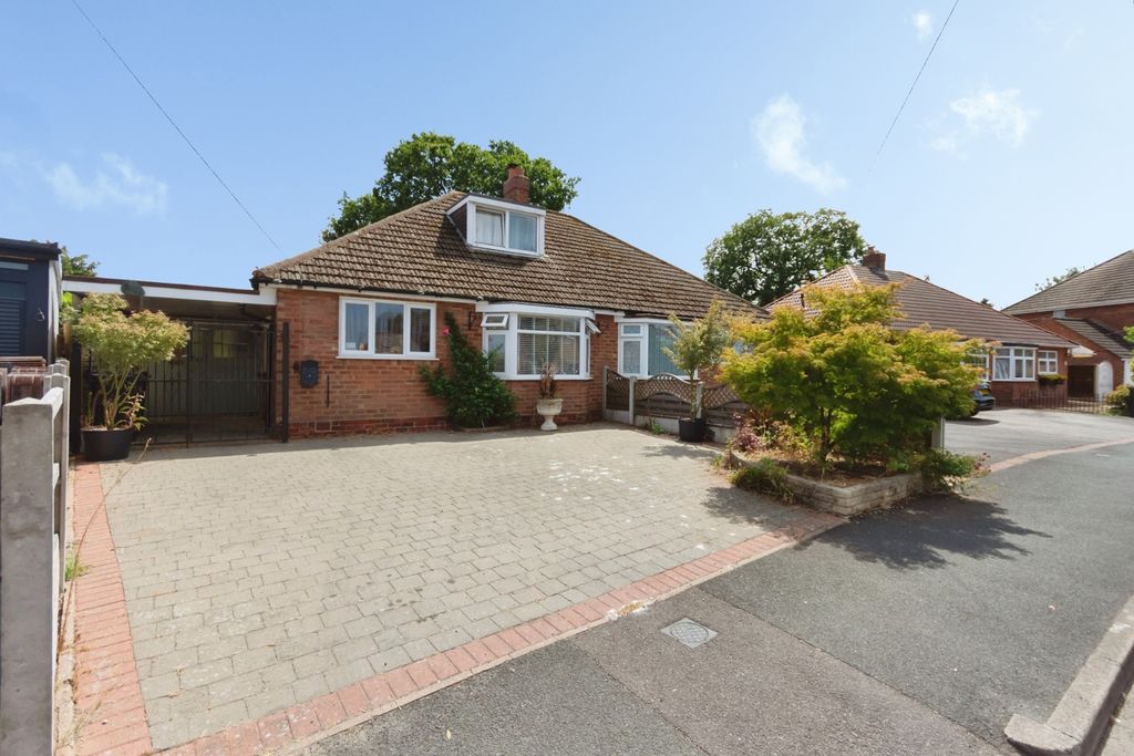 Property photo 1 of 18 Pbox-Img.Jpg