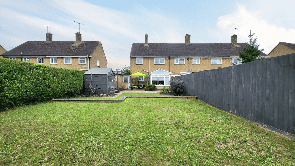 Property photo 2 of 31