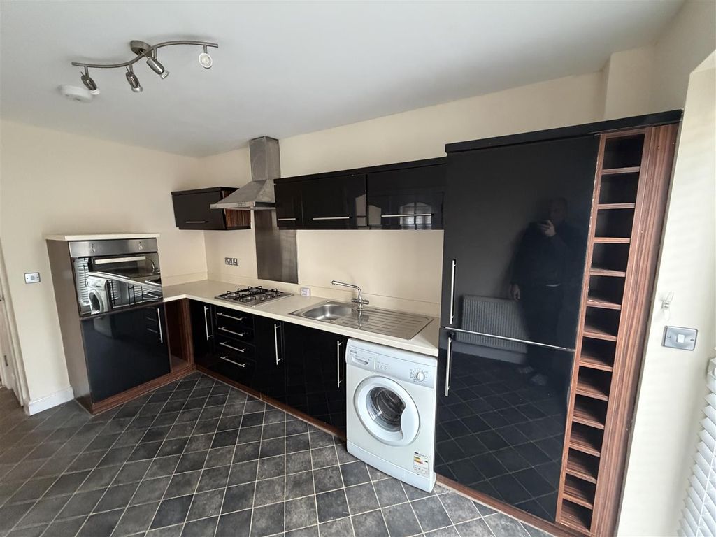 Property photo 3 of 10 Tempimagejom6K6.Jpg