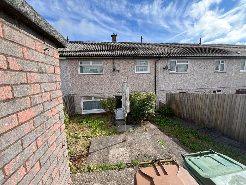 Property photo 3 of 21