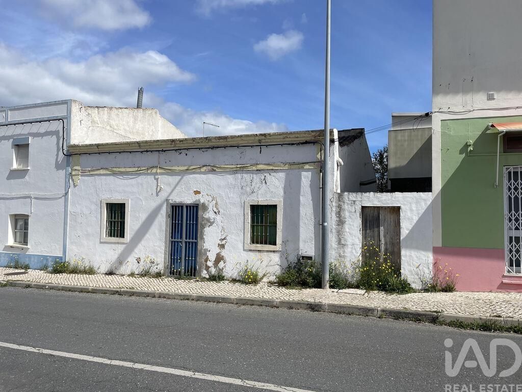 Property photo 1 of 5