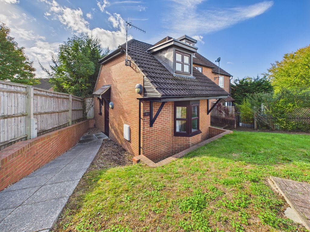 Property photo 1 of 8 Cam02119G0-Pr0649-Still008