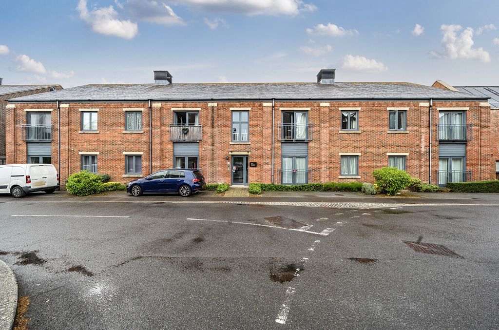 Property photo 1 of 9 1463696-28-6A0B16...