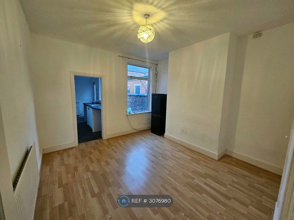 Property photo 2 of 7 Dining Room