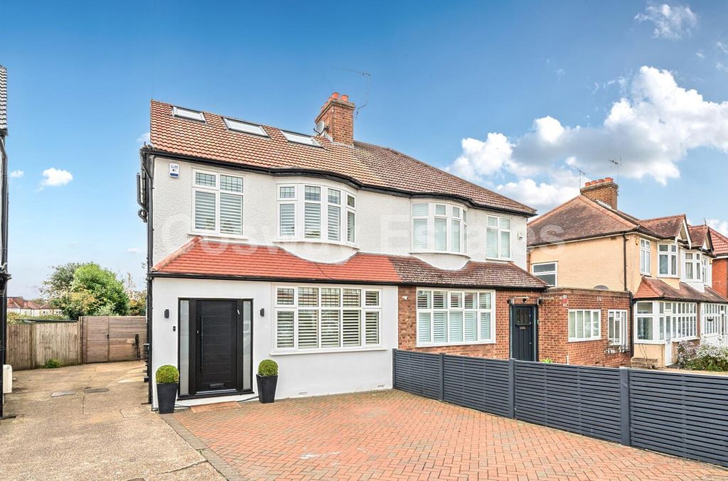 Property photo 1 of 18 Ea9381Eb-72B9-4A6E-83d1-c2Ed3A626F97.Jpg