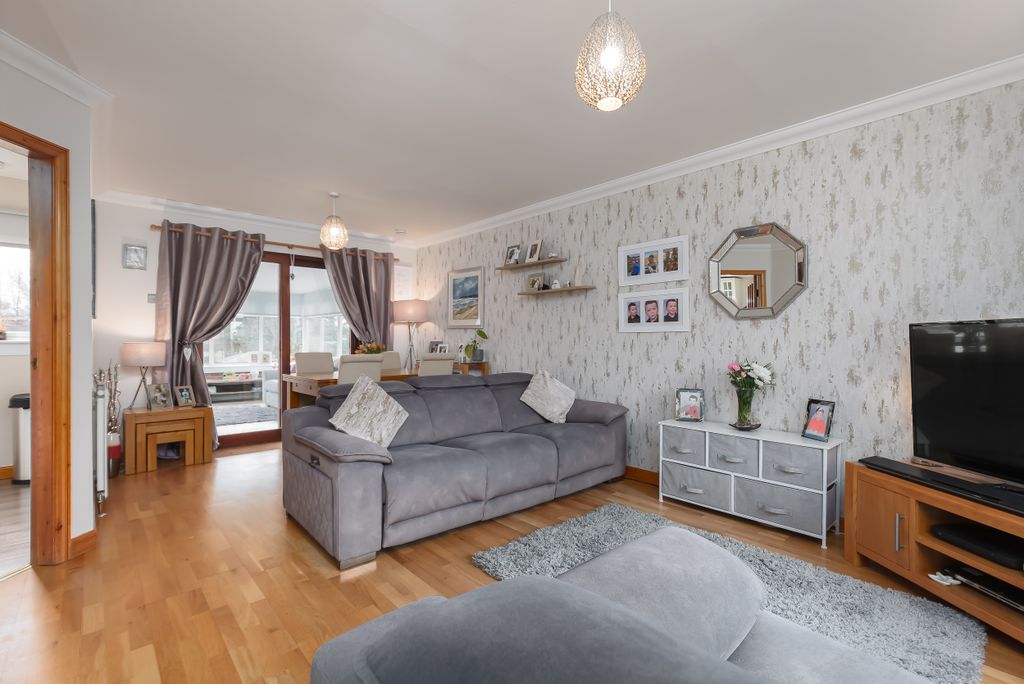 Property photo 3 of 25 Property Image 3