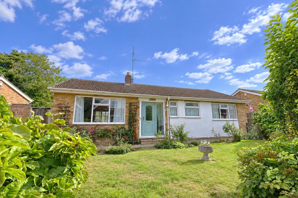 Property photo 1 of 13 Front