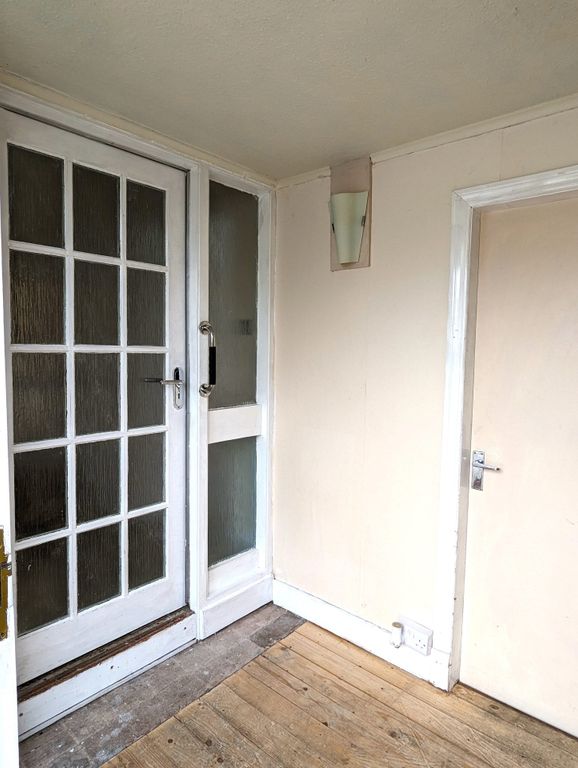 Property photo 3 of 22