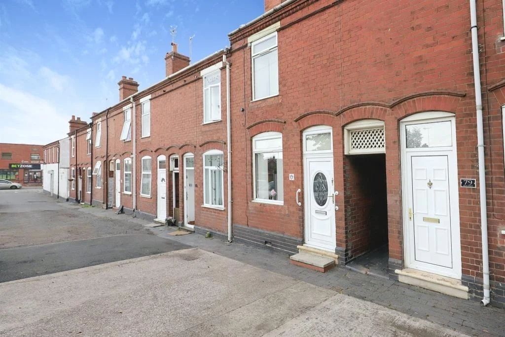 Property photo 2 of 12